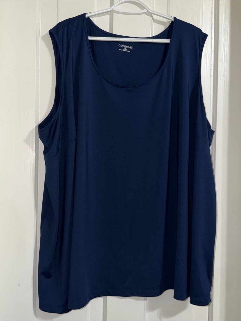 Catherines women's plus size 5X shirt  Dark Navy Sleeveless Scoop Neck Tank top